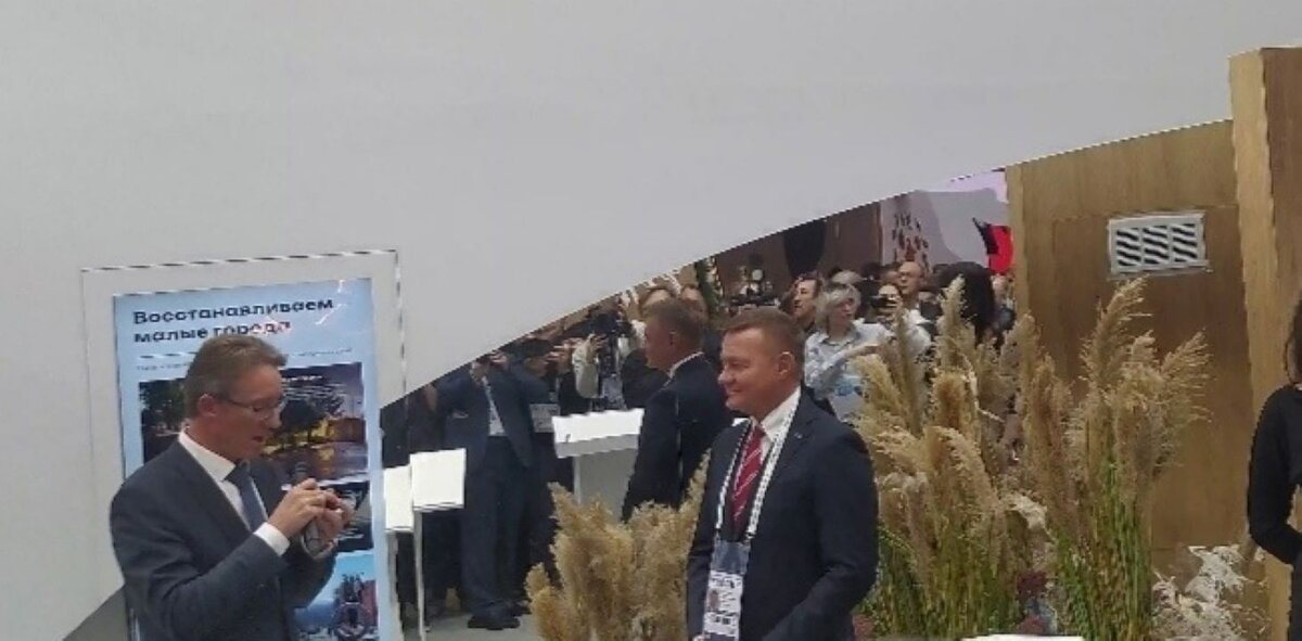    Роману Старовойту вручили нагрудный знак "Защитники Отечества"