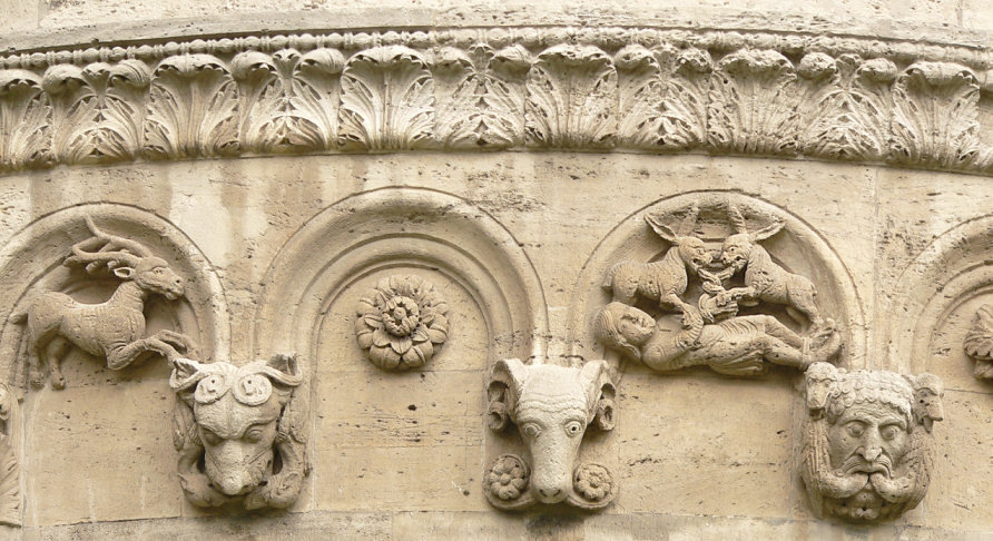 Деталь каменной резьбы апсиды. XII в.