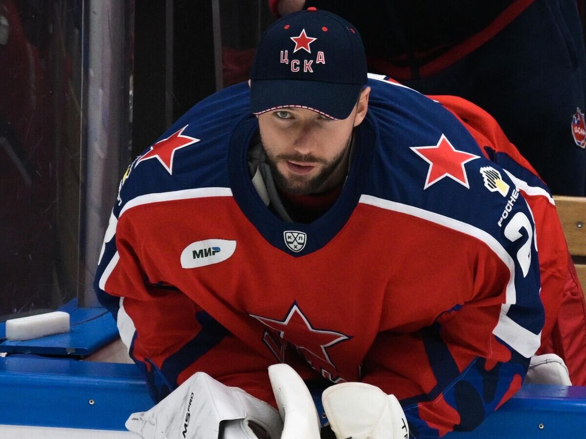    Вратарь ПХК ЦСКА Иван Федотов© РИА Новости / Владимир Астапкович