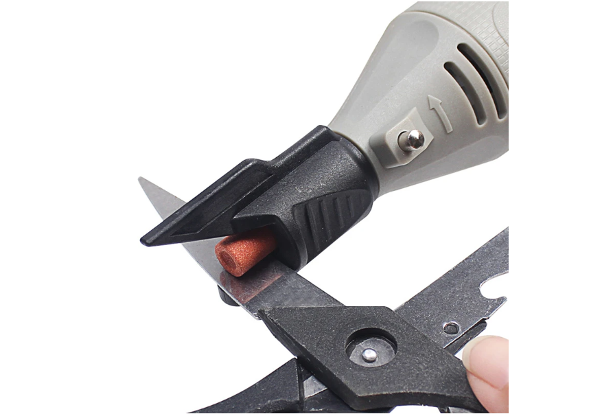 инструменты применяемые для нарезания резьбы. техника безопасности со столярным инструментами. инструменты и приспособления для резьбы. ручки для резцов по дереву. нарезание резьбы инструменты и приспособления.