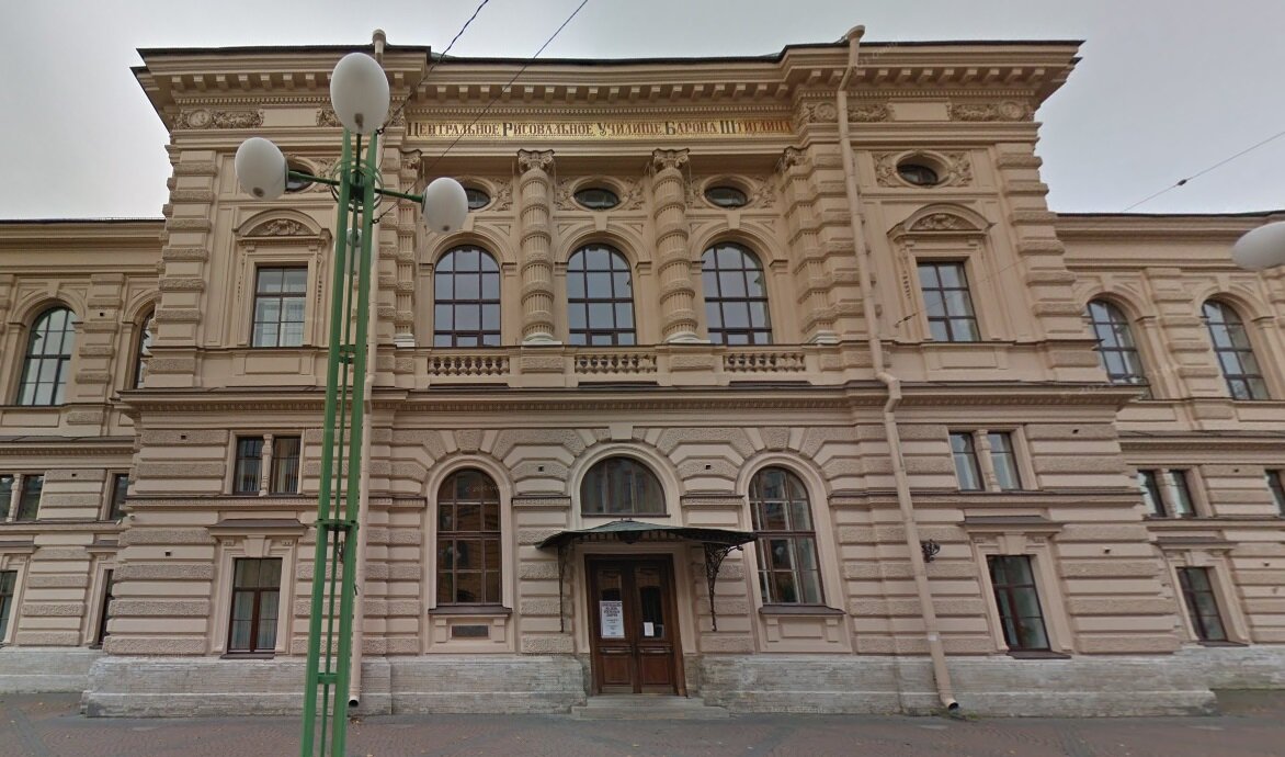 Главный корпус Академии Штиглица (Соляной пер.,13). Панорамы с гугл карт.