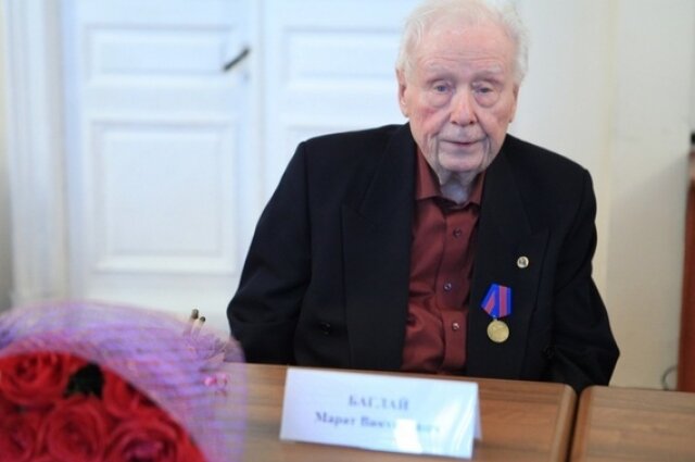 Как связан с Ростовом умерший экс-председатель Конституционного суда РФ ...