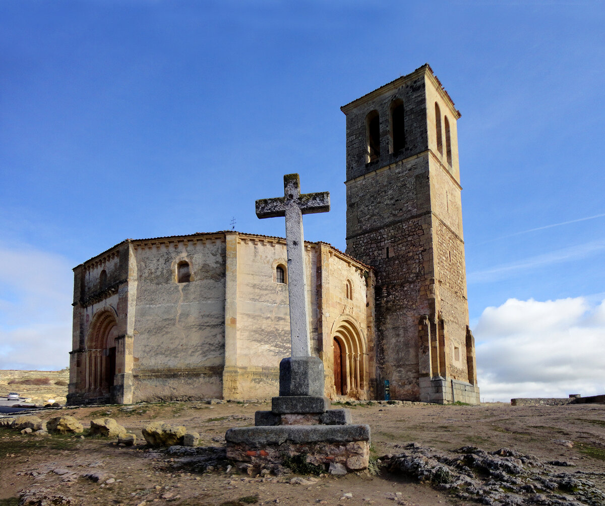 Церковь Вера Круз (Iglesia Vera Cruz). Сеговия. Испания.