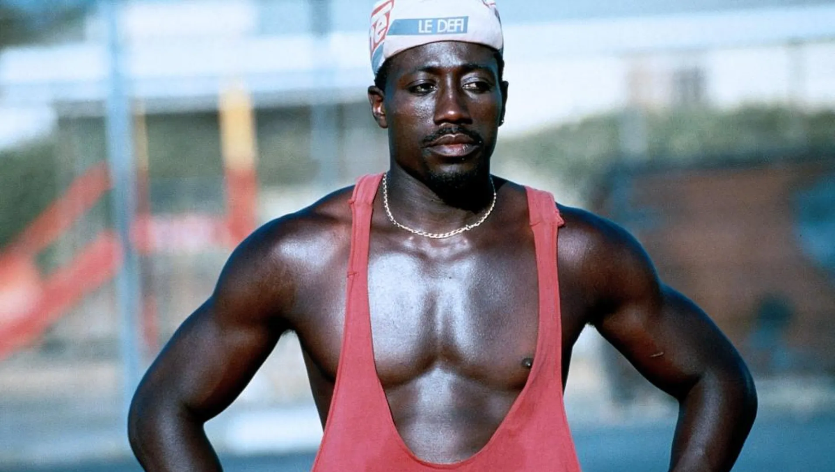 кадр из фильма "Белые люди не умеют прыгать"