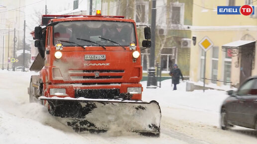 Днём – метель, ночью – мороз: коммунальные службы города ведут неравный бой с погодой