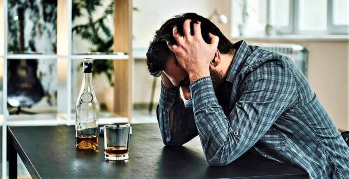 Как выйти из отношений с алкоголиком. Аддикция отношений созависимость. Созависимость определение. Созависимость в отношениях. Созависимость в отношениях.