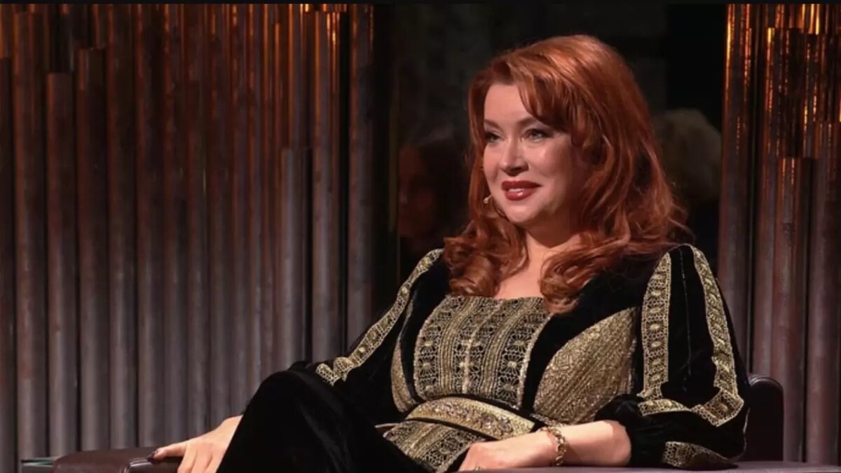     Актриса родом из Волгограда Вера Сотникова заняла кресло члена жюри в новом шоу «Битва экстрасенсов», сообщает пресс-служба телеканала ТНТ.