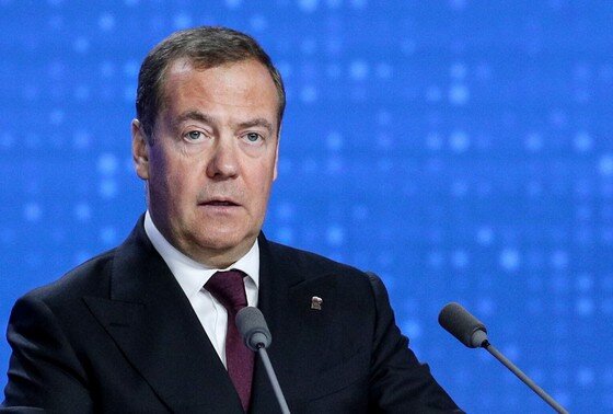    Дмитрий Медведев