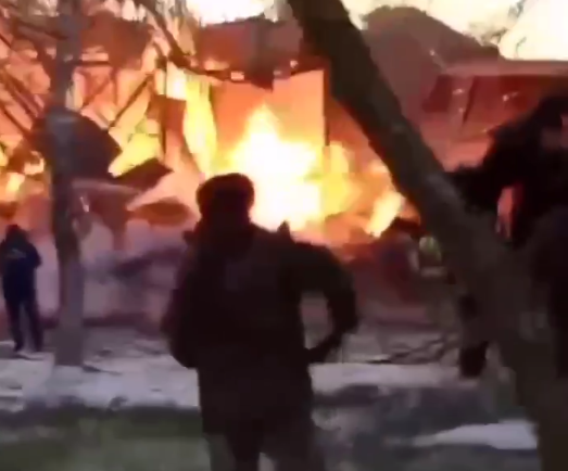 Стеклянный фасад. Здание-робот в бангкоке вики. Здание целиком. Стеклянный фасад. Пресненская набережная 8с1.