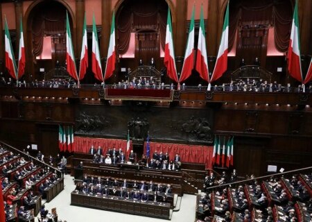    Итальянские депутаты поддержали передачу российских активов Украине. В США решение ещё не принято