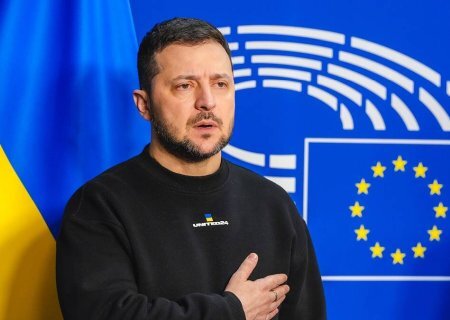   Зеленский в Эстонии выразил желание продолжать конфликт на Украине и попросился в НАТО