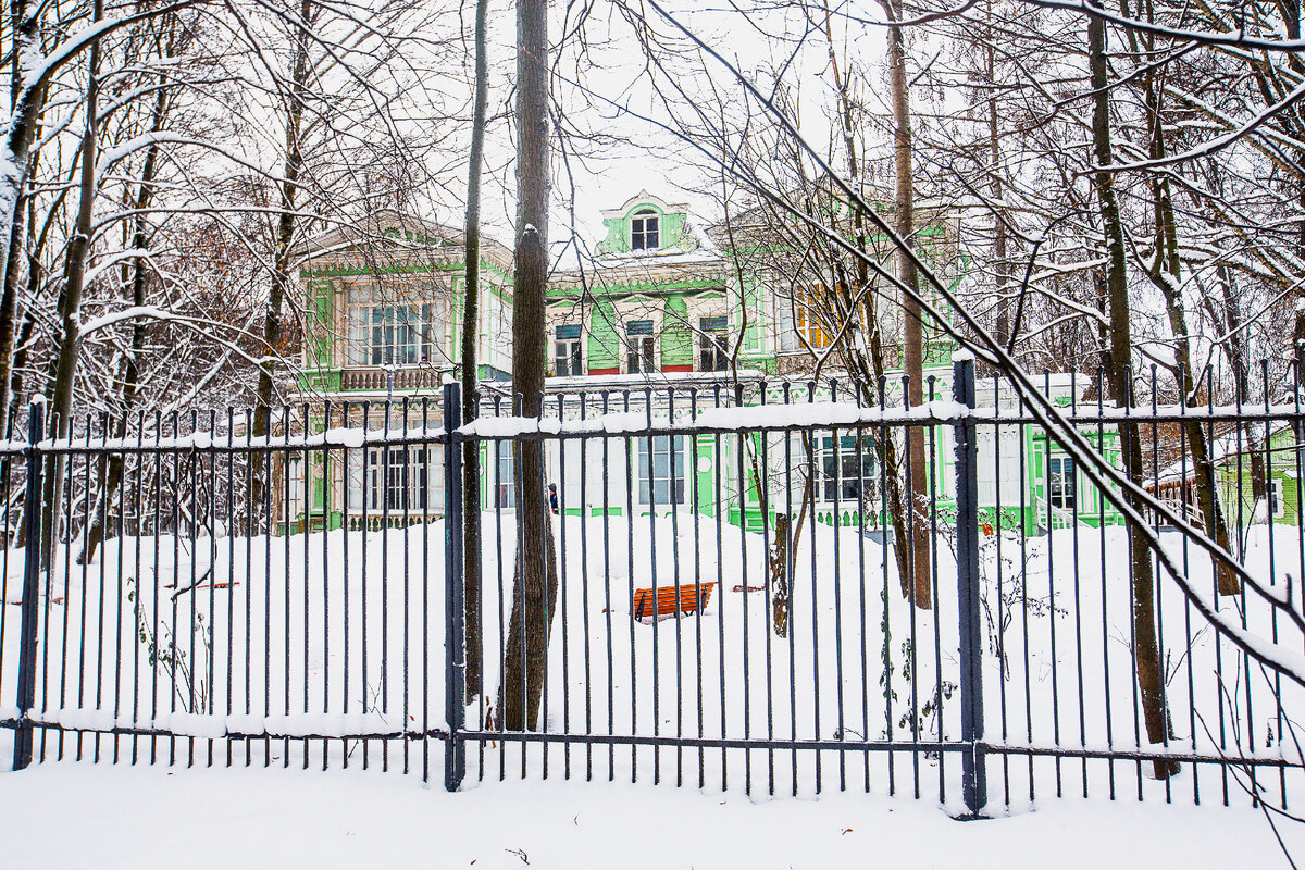 Бывшая дача Московского городского головы, купца Ивана Лямина. Сокольники, Москва. Фото автора статьи 