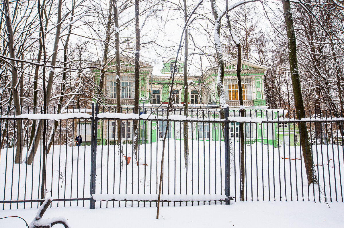 Бывшая дача Московского городского головы, купца Ивана Лямина. Сокольники, Москва. Фото автора статьи  