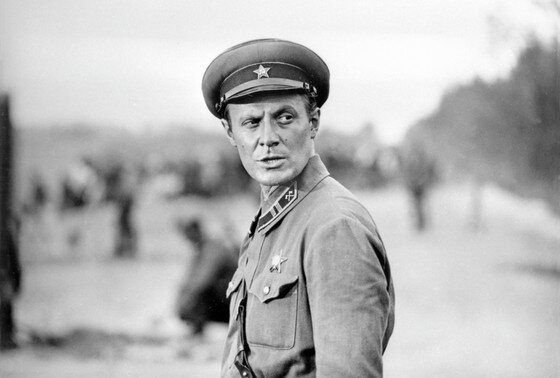    Юрий Соломин