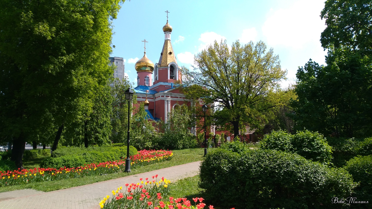 Семеновский парк москва. Парк на семеновской. Семеновский парк москва. Семеновский парк сквер. Парк метро семеновская.