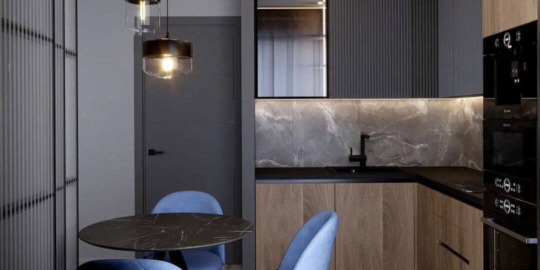 Шкафы в потолок