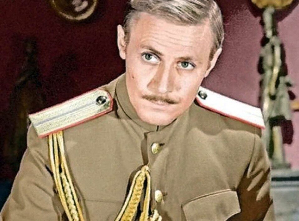    Кадр из фильма «Адъютант его превосходительства»