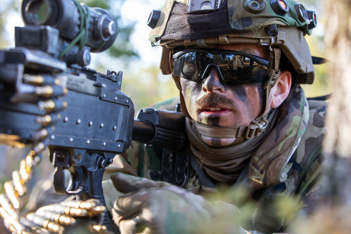 НА ДАННЫЙ МОМЕНТ ВОЙНА С НАТО МАЛОВЕРОЯТНА. ОДНАКО РИСК ПРОТИВОСТОЯНИЯ РАСТЁТ И ФИНЛЯНДИЯ ИЗ СВОЕГО "МЕДВЕЖЬЕГО УГЛА ЕВРОПЫ" ПРЕВРАТИТСЯ В ОСНОВНОЙ УДАРНЫЙ ПЛАЦДАРМ ПРОТИВ СЕВЕРА РОССИИ. ФОТО: SPC. ELIZABETH MACPHERSON/KEYSTONE PRESS AGENCY/GLOBAL LOOK PRESS