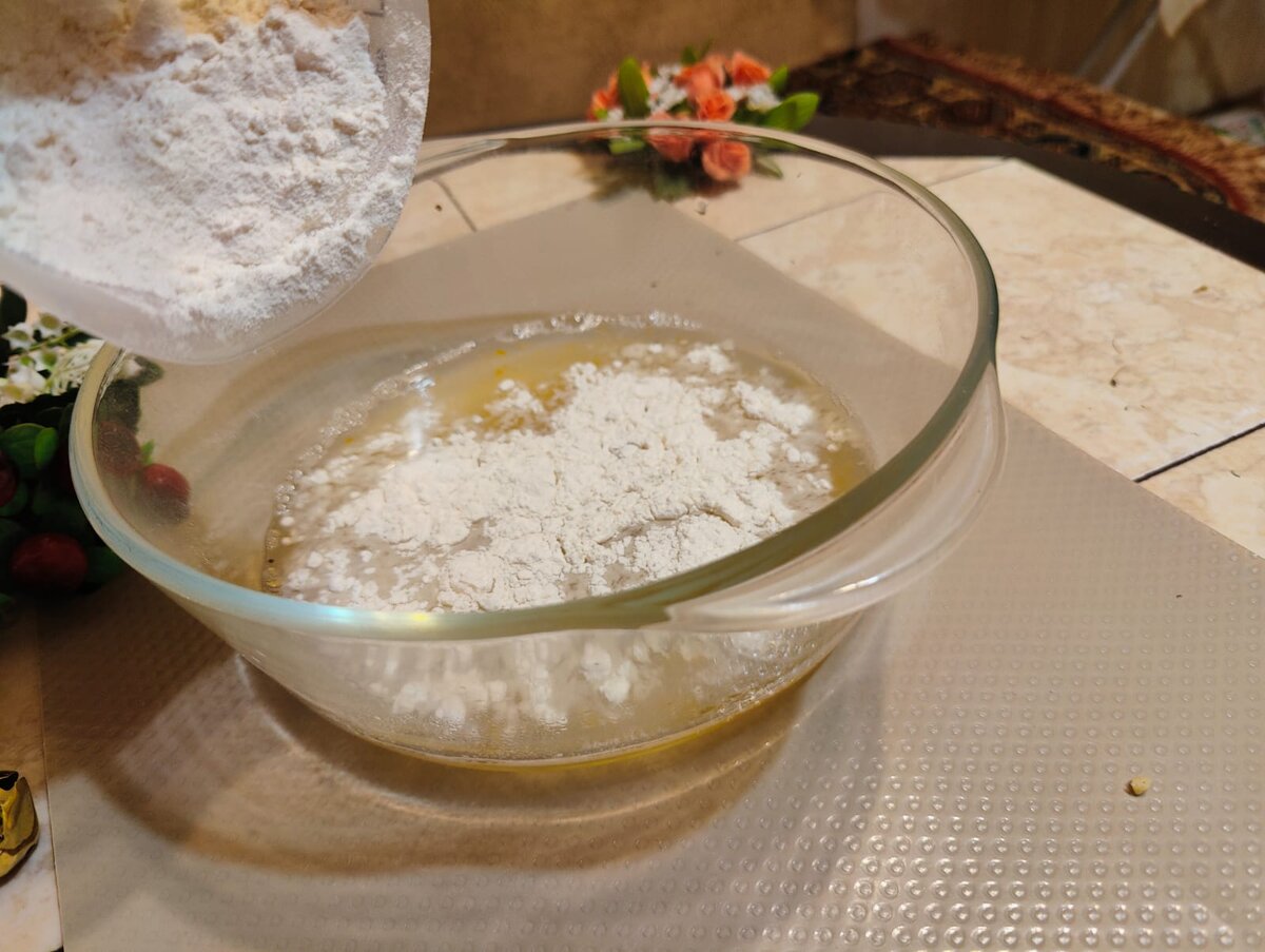 добавили муку