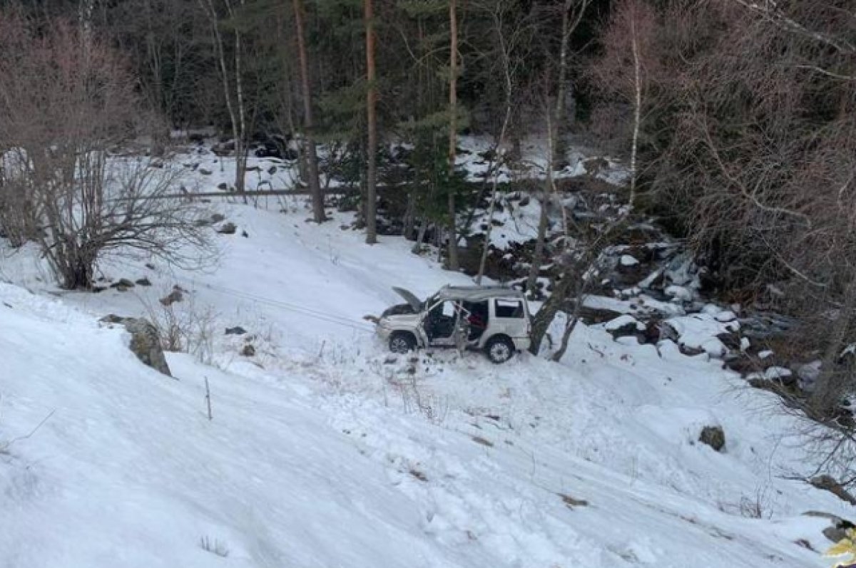    Машина с туристками из Ростова упала с обрыва в Теберде во время экскурсии
