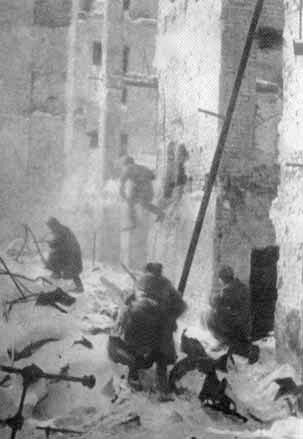    Уличные бои в Сталинграде Фото: общественное достояние