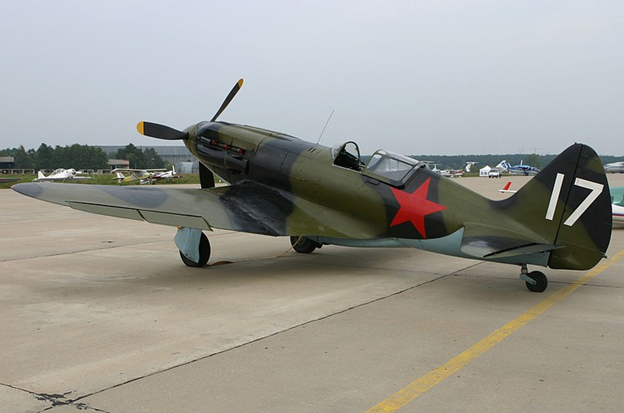 Однако первым из восстановленных МиГ-3 был самолет под № 17.