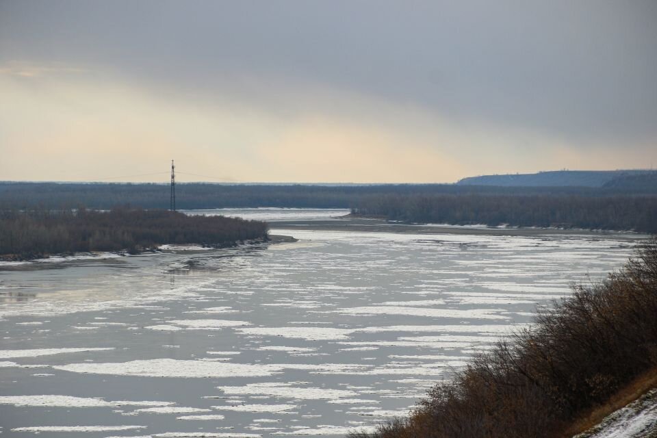 Осенний ледоход на Оби. Фото: Виталий Барабаш/"Толк"