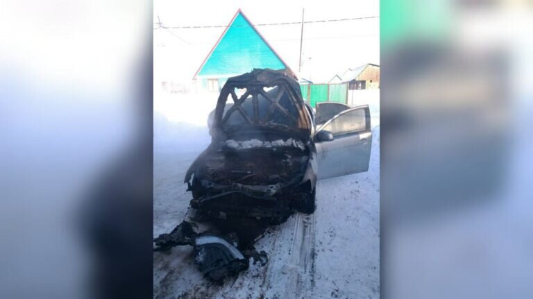    Житель Соль-Илецка хотел отогреть иномарку и сжег ее Кристина Просвиркина