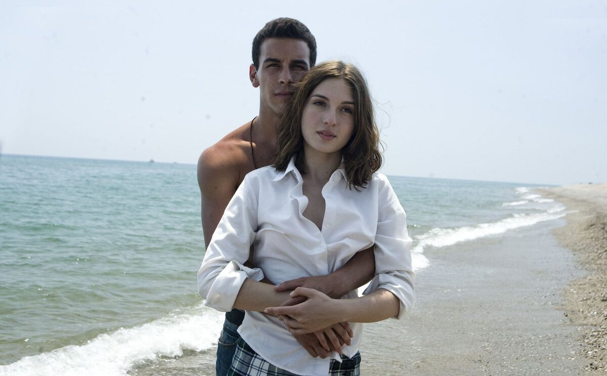    Мария Вальверде и Марио Касас