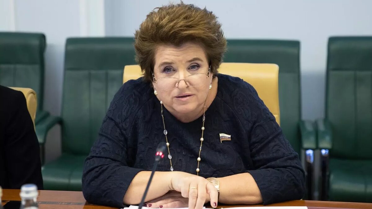     Член Совета Федерации от Удмуртии Любовь Глебова не поддалась на уловки мошенников.