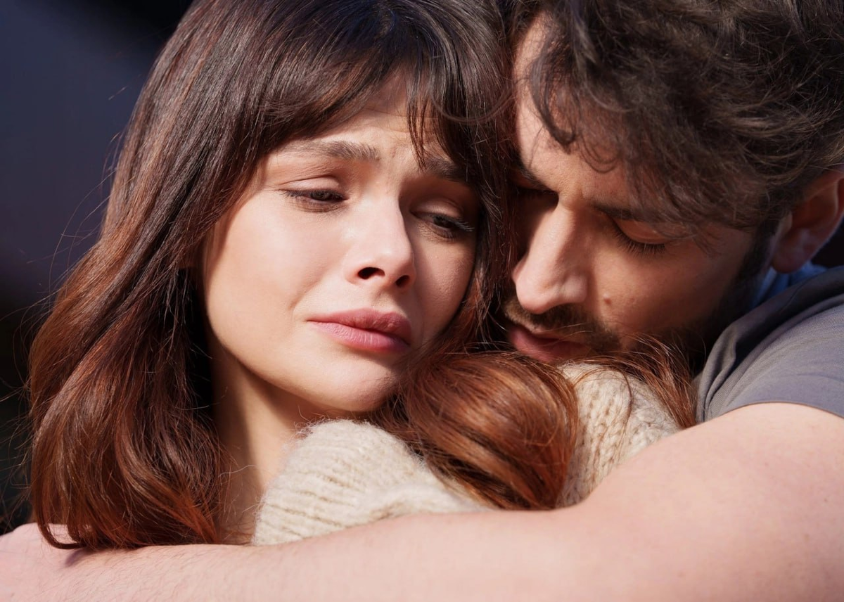 Као што знате, након нове године почињу многи телевизијски пројекти - "Немилосрдни", "Геније", "Ово је љубав", "Фатих" / "Освајач". ТИ мислиш да је то све. Чека нас још много нових производа.-3