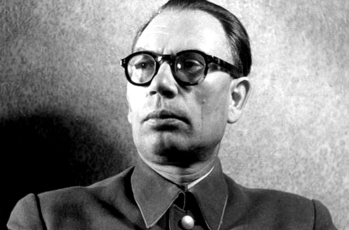 Генерал Власов