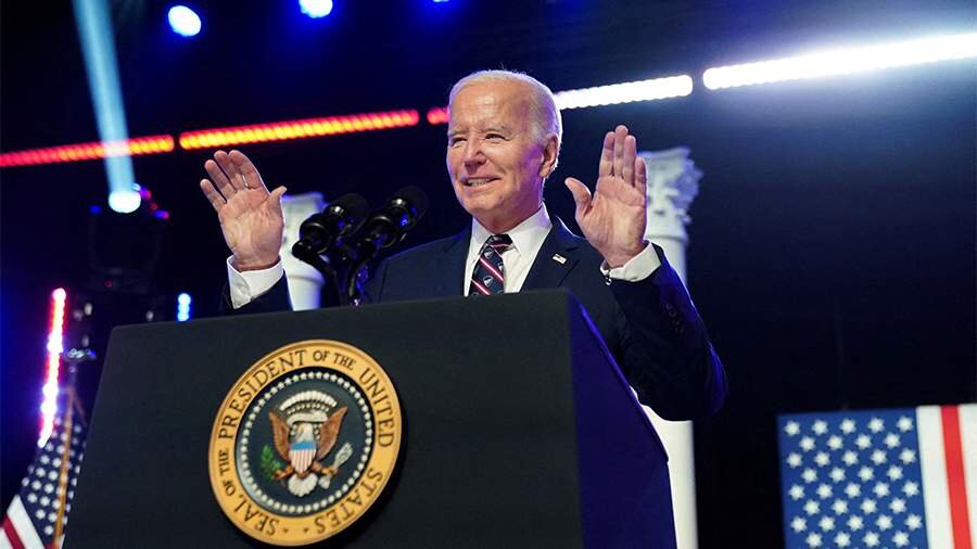 Фото: REUTERS/Kevin Lamarque