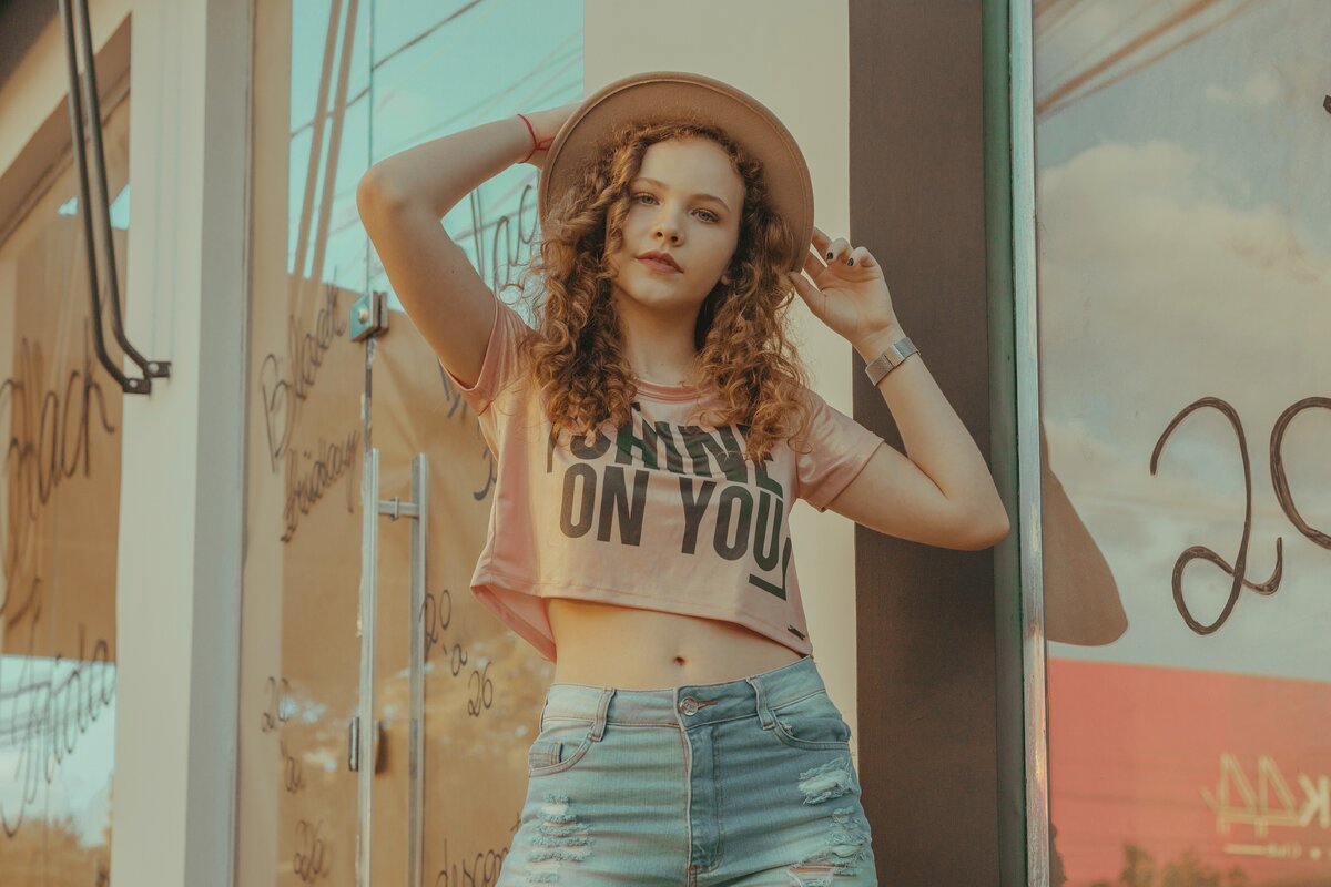     15 лучших магазинов подростковой одежды в России