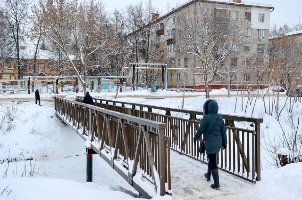    Шесть новых пешеходных мостов установили на Борзовке в Нижнем Новгороде