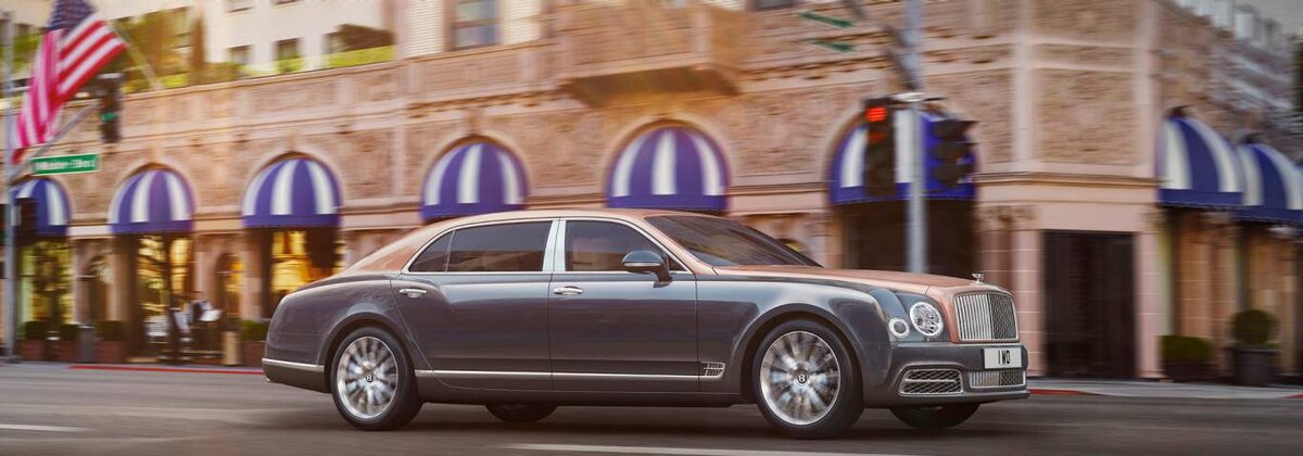 Bentley Mulsanne (2010-2020 ) Первый автомобиль за 80 лет, построенный на собственной платформе Bentley. Похоже последний.