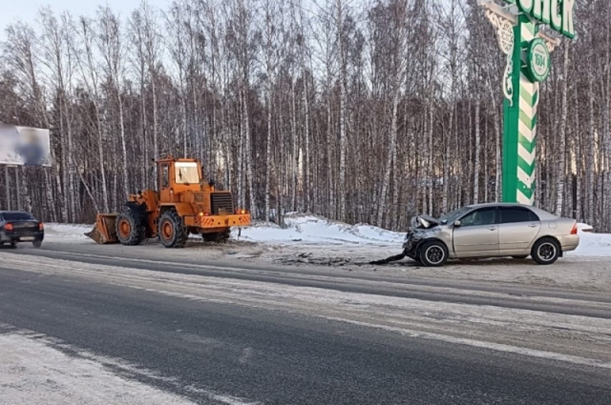    Два автомобиля столкнулись на Московском тракте в Томске