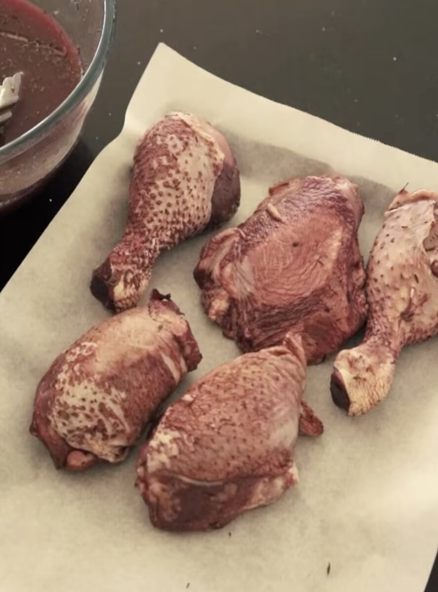 Курицу промакиваем салфетками