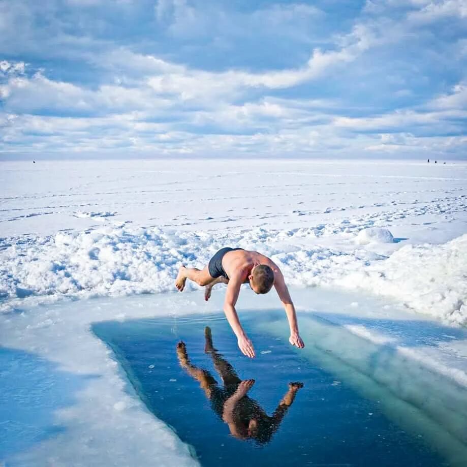 Купание в холодной воде