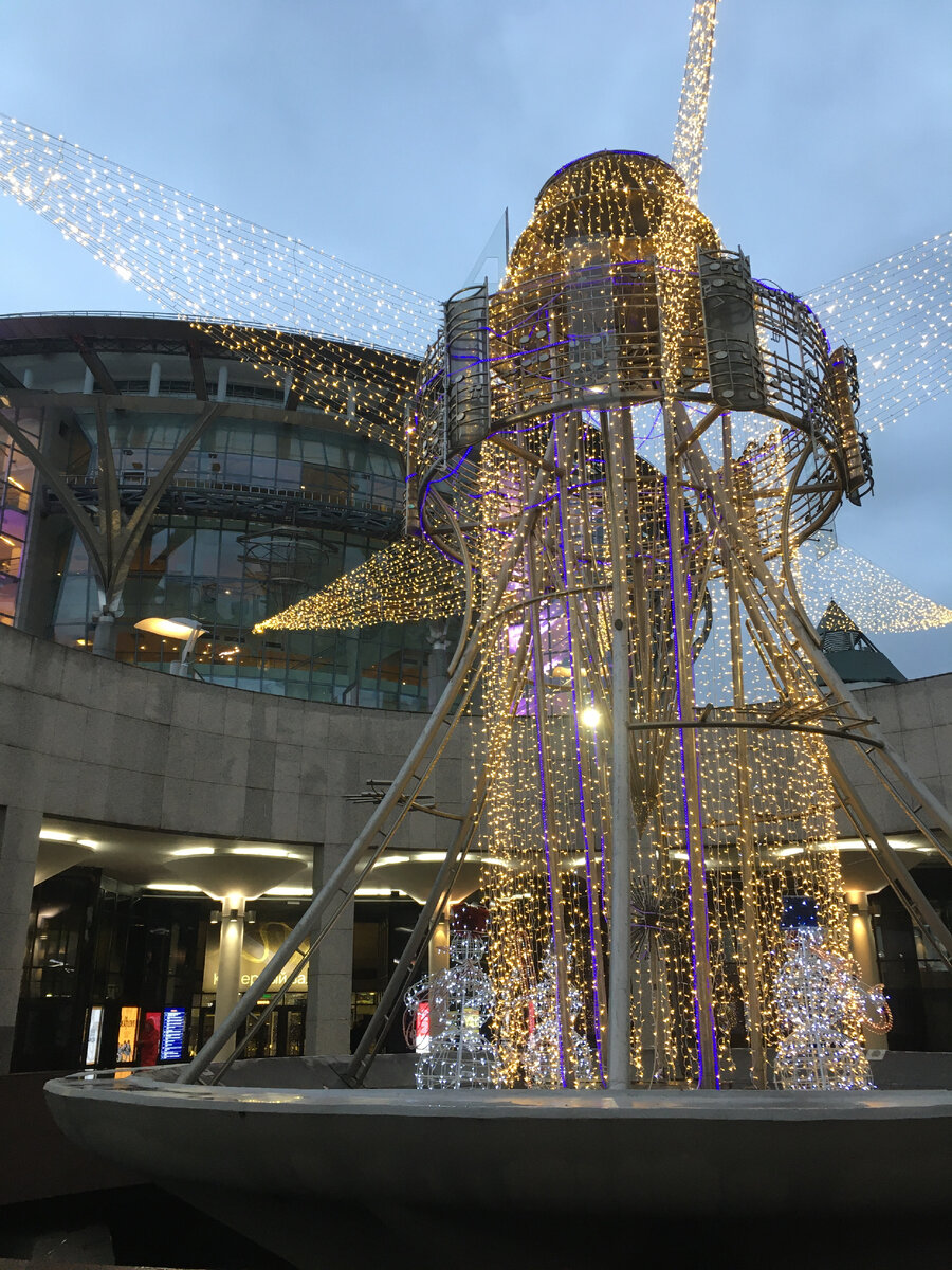 весь зал плачет. один в один лучшее судьи. зал плачет песни. зал кричит видео. алекс свик плакала.