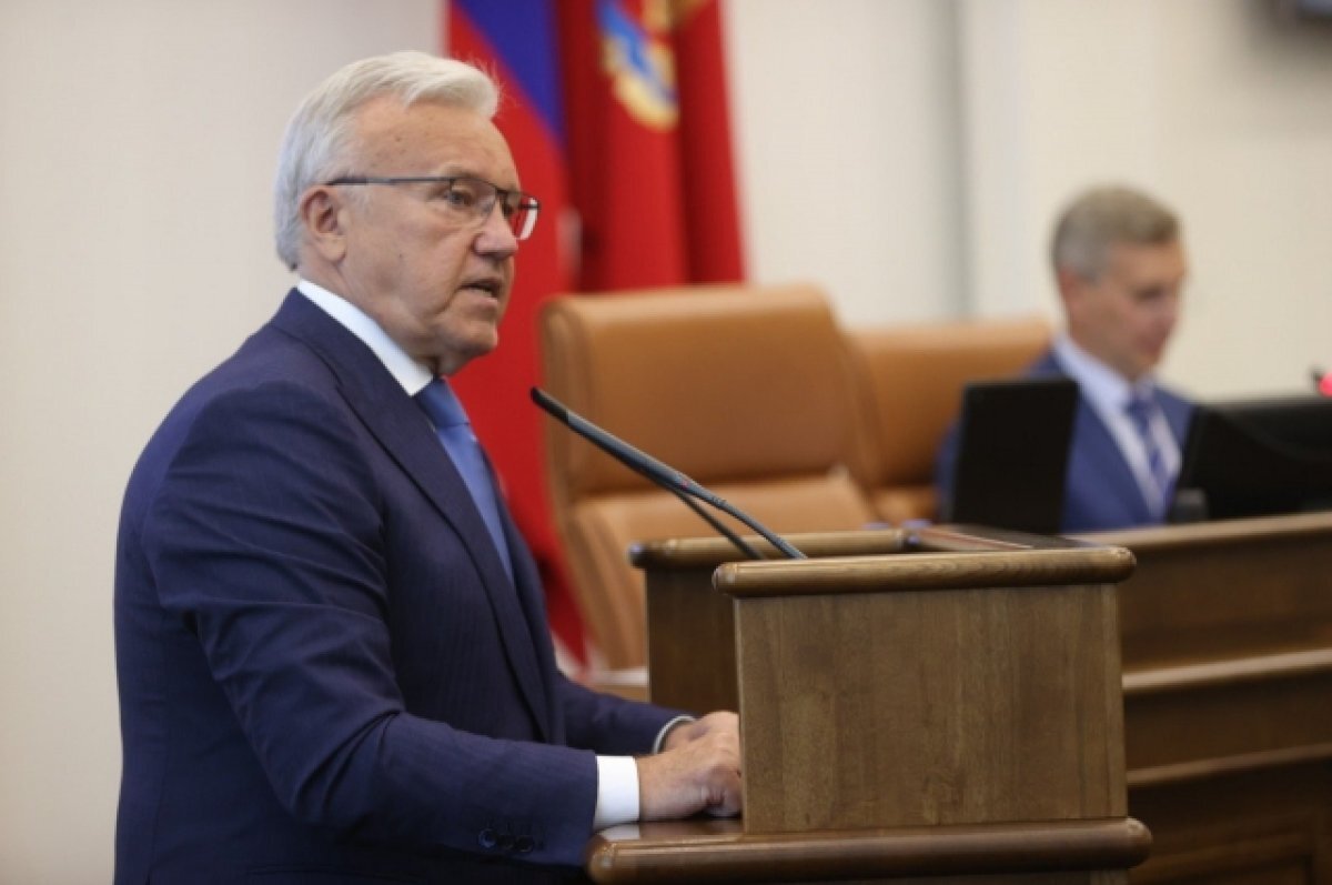    Александр Усс призвал не показывать рекламу лапши в аэропорту Красноярска