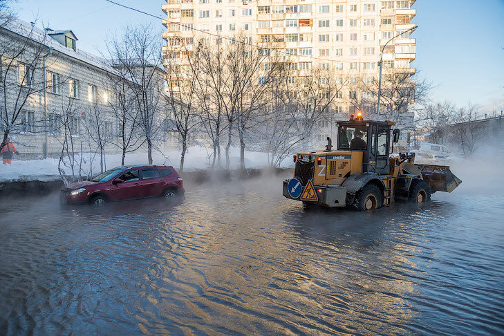 В Новосибирске авария похлеще Подмосковья 