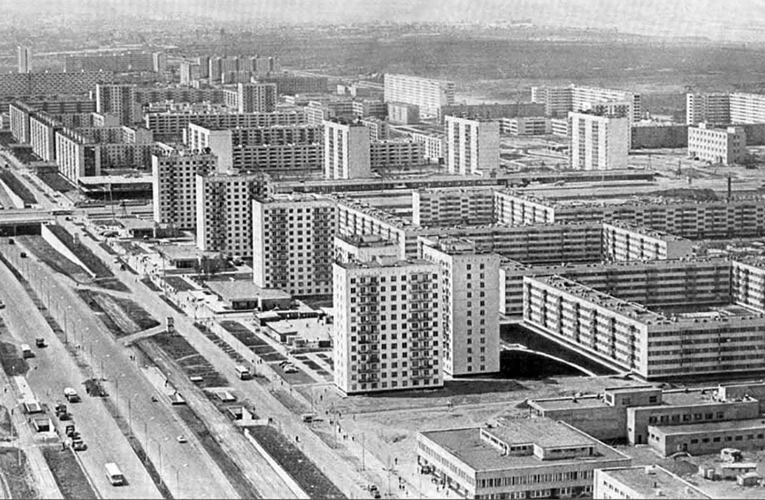 "Казанский феномен" в последние десятилетия существования СССР очень быстро распространялся за пределы столицы Советской Татарии, и захлестнул молодежь многих спальных районов больших и малых городов