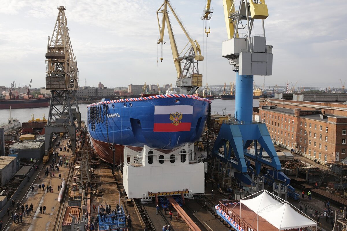 Верфь АО “Балтийский завод”