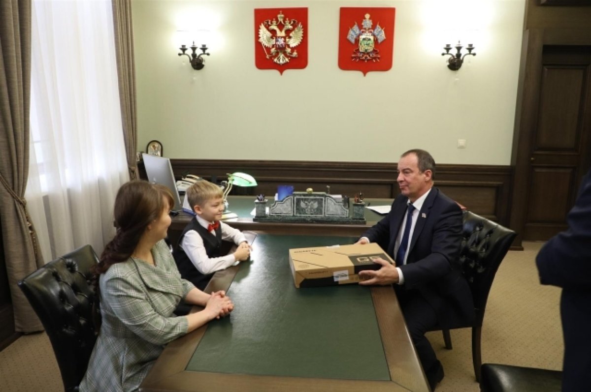    Гостем председателя кубанского парламента стал 9-летний сын героя СВО