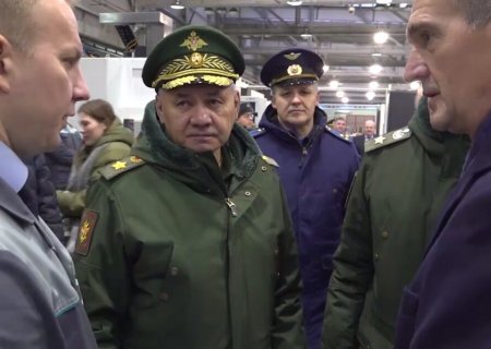    Шойгу: основная боевая работа проводится не по площадям, а по конкретным целям