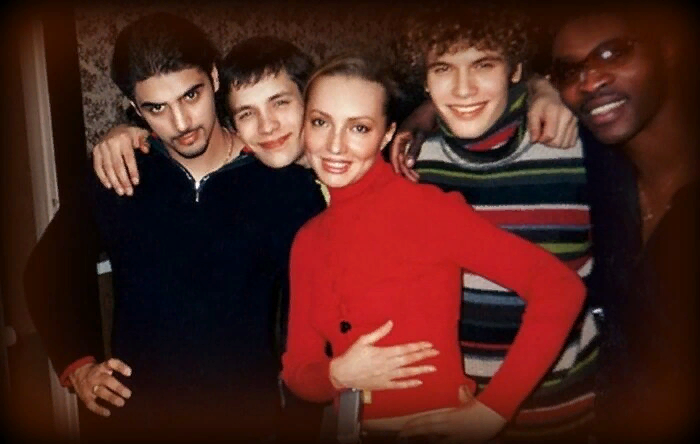 Группа и концертный директор Венгржиновская