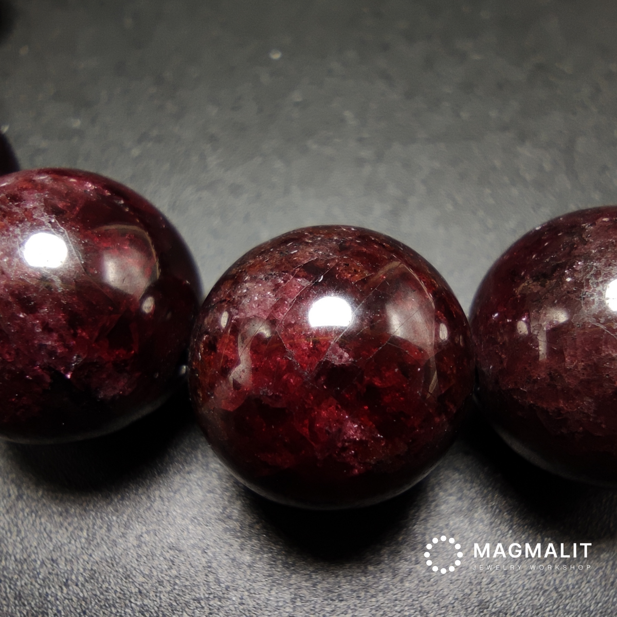 MAGMALIT мастерская по изготовлению украшений из каменных бусин и серебра