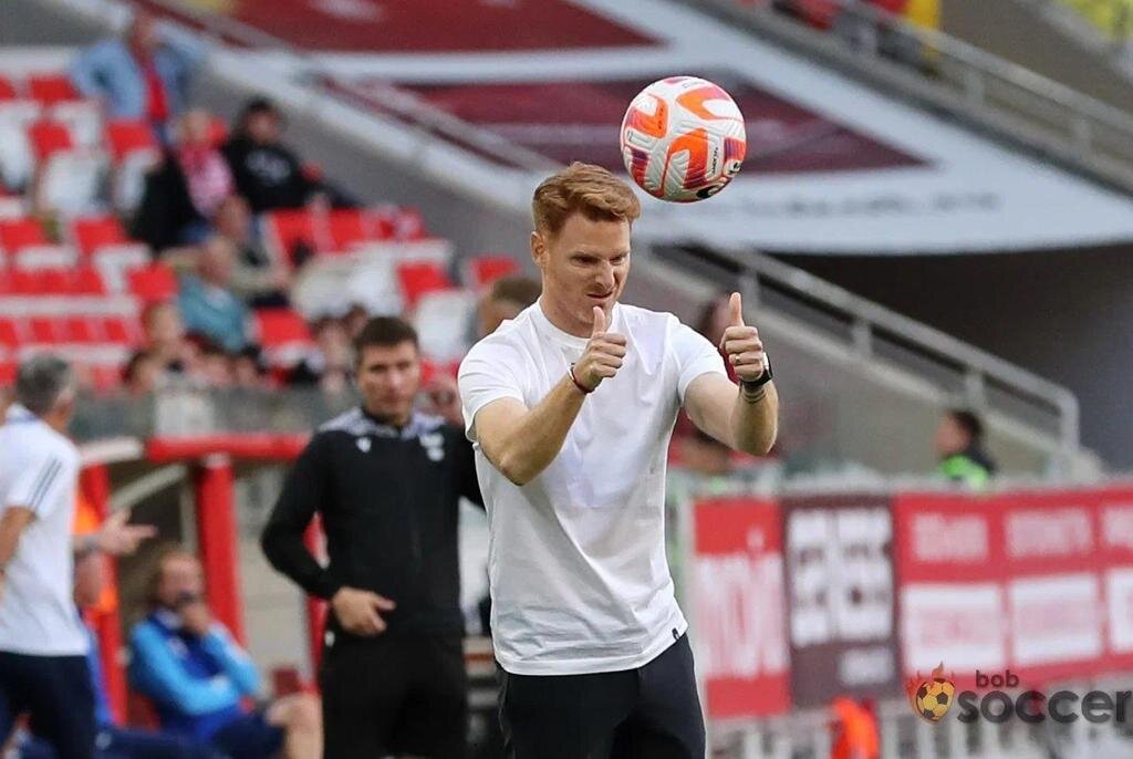    «Спартак» укрепляет спортивный блок скаутами из «Бенфики», надеясь на лучшее Александр Владыкин