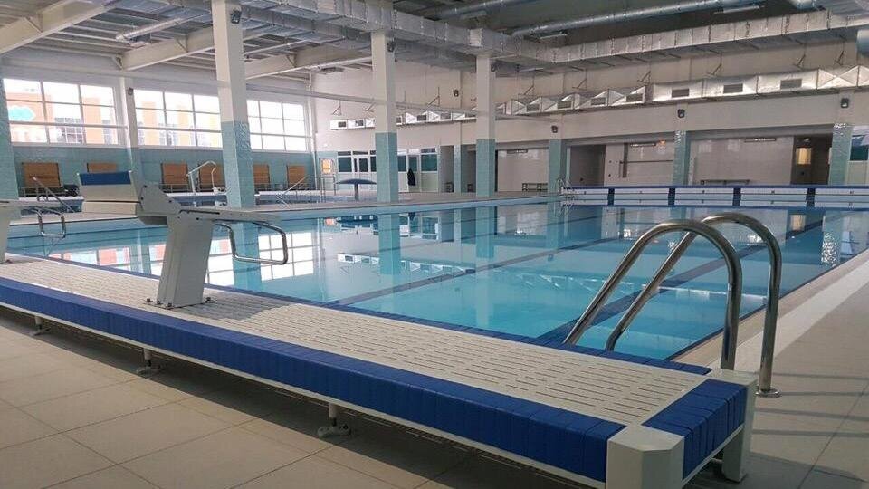    Бассейн